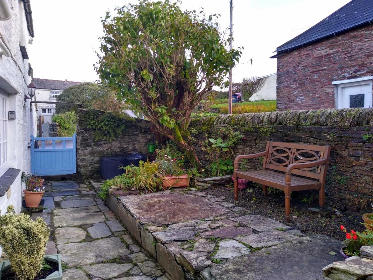 Lilac Cottage Tintagel Extérieur photo